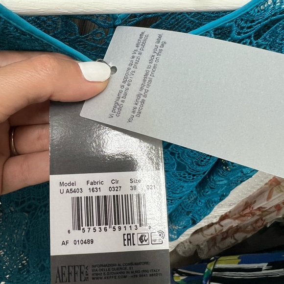 Alberta Ferretti embroidered lace layered dress - Picture 8 of 8